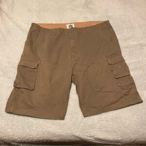 Old Mill Men’s Cargo Shorts, Size 40